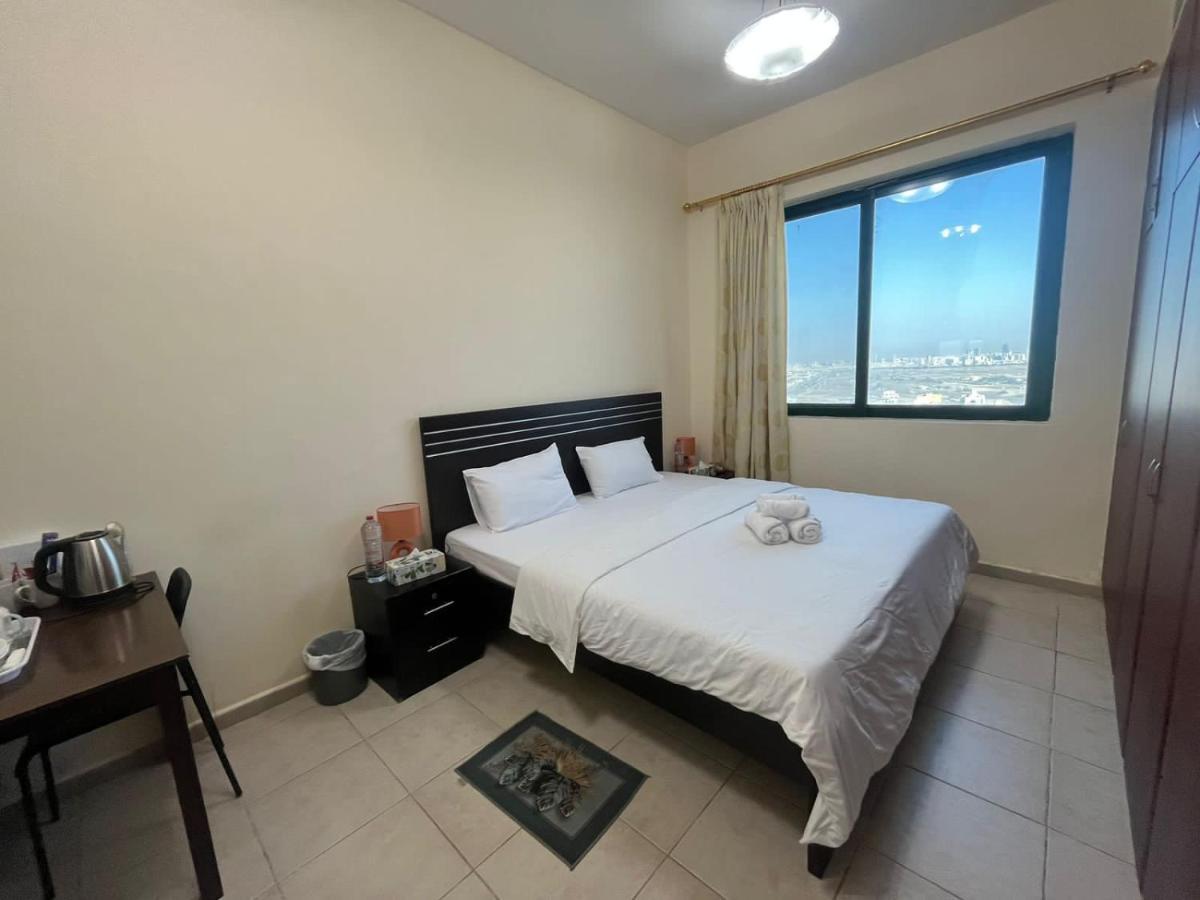 Master Room Attached Bathroom Dubai Exterior foto
